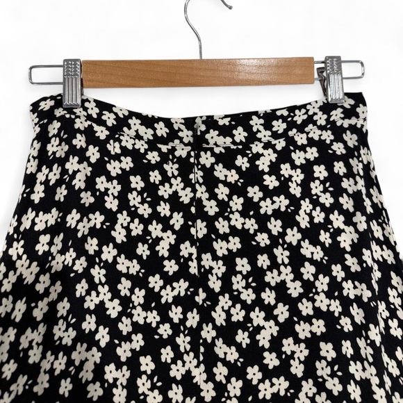 Reformation Floral Black and White Midi Skirt - Picture 4 of 4